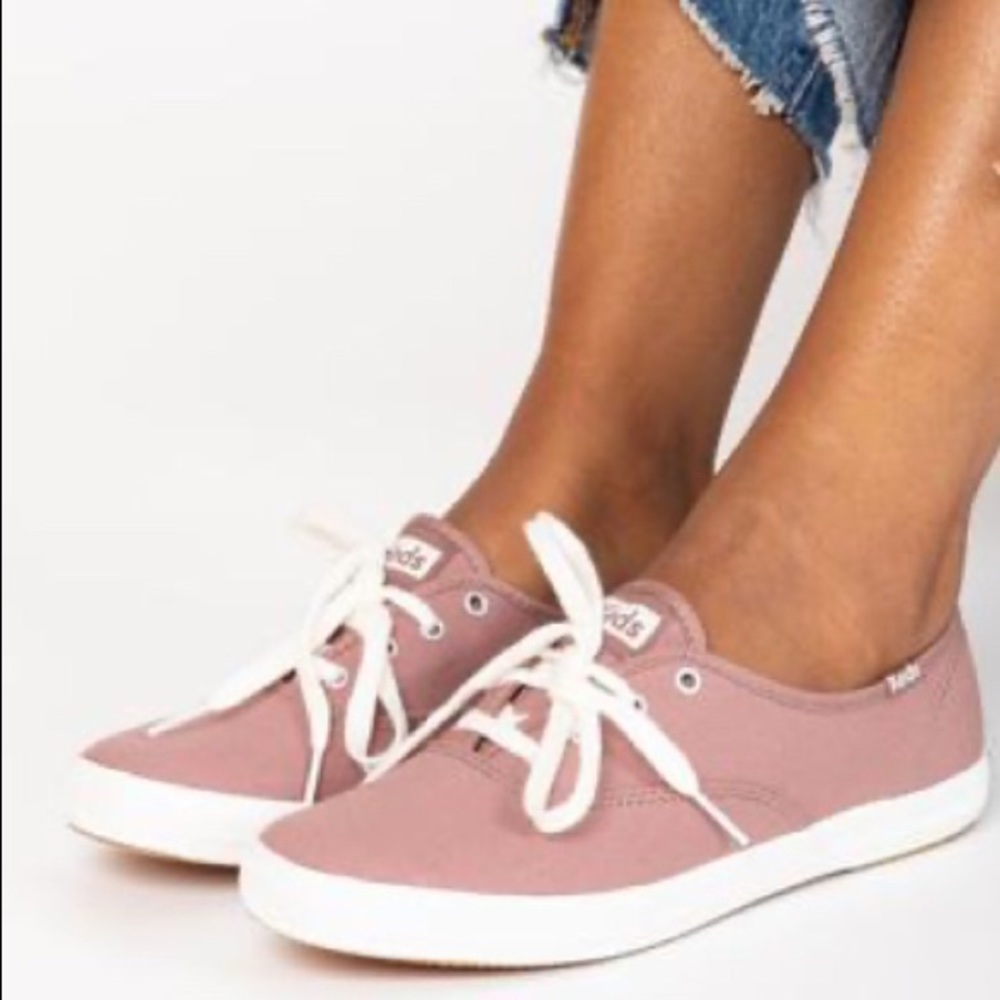Mauve suede keds
